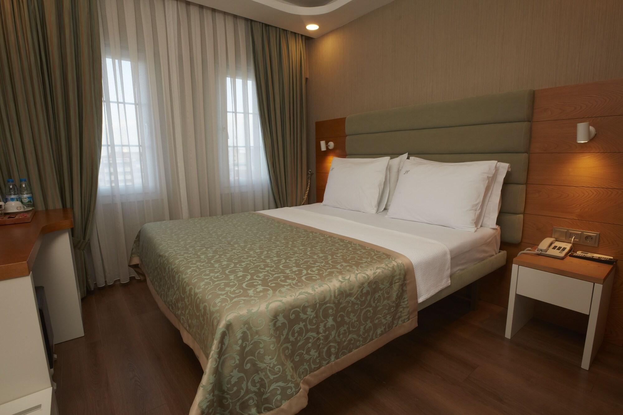 Life Corner Hotel İzmir Ngoại thất bức ảnh
